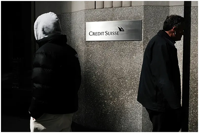 Wall Street's Unease: Why One 'Shark Tank' Voice Sees Small Banks Vanishing by 2025
