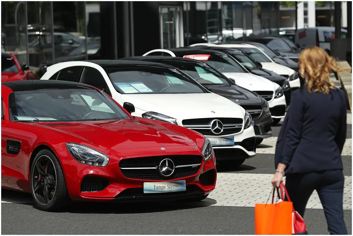 A Bipartisan Bill Targeting Chinese Influence Could Inadvertently Block Mercedes-Benz from U.S. Sales